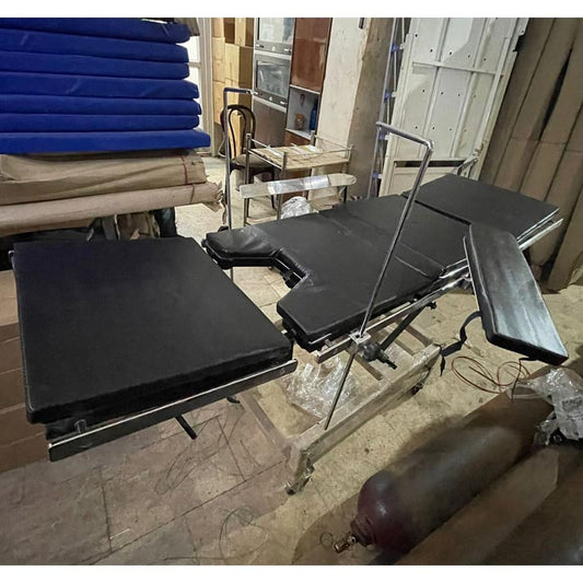 Hi Low Manual OT Table with Adjustable Secions and Mattress